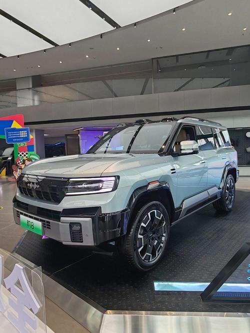 广州越秀区宝展格企业管理咨询比亚迪方程豹硬派越野的爆款，英菲尼迪35周年与你共成长